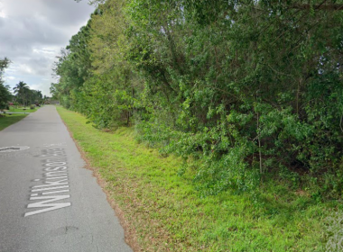 23160 WILKINSON AVE_2